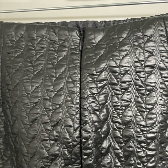 Black Skirt with white trim - Picture 3 of 5